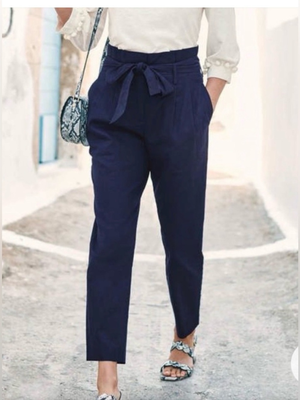 Boden Navy Paperbag Tie-Waist Croped High Rise Pants Size 6R
